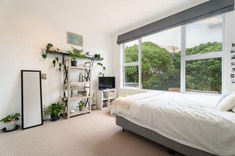 Photo of property in 21 Thornley Street, Titahi Bay, Porirua, 5022