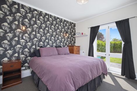Photo of property in 11 Collingwood Road, Waiuku, 2123