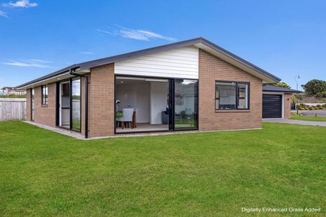 Photo of property in 15 Jersey Place, Bell Block, New Plymouth, 4312