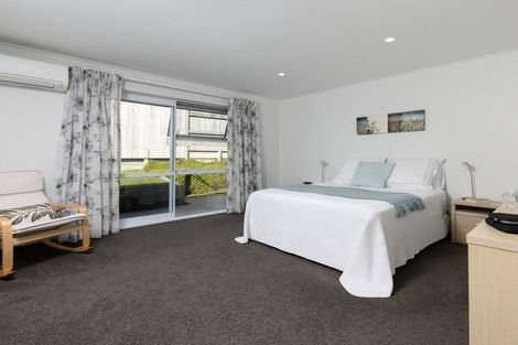 Photo of property in 18 Ellesmere Close, Pyes Pa, Tauranga, 3112