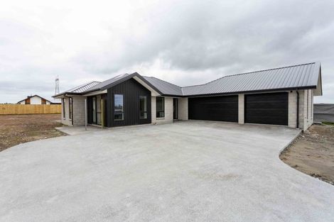 Photo of property in 39 Ridgeland Way, West Melton, 7618