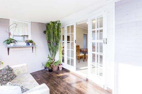 Photo of property in 34 Totara Park Road, Clouston Park, Upper Hutt, 5018