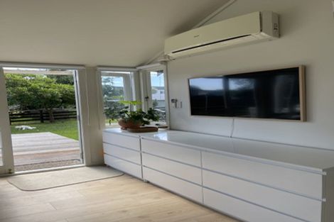 Photo of property in 17a Monument Road, Clevedon, 2582