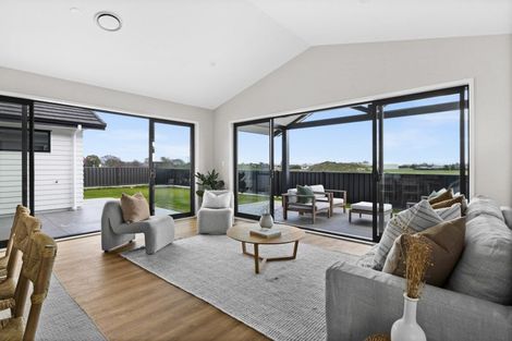 Photo of property in 77 Brookvale Road, Havelock North, 4130