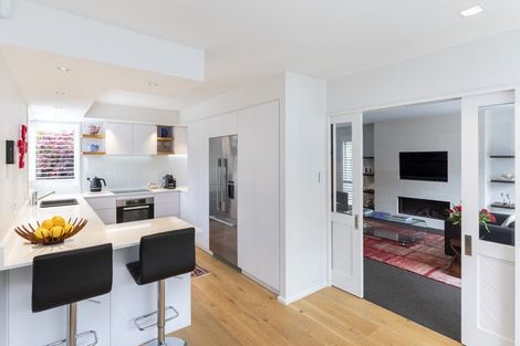 Photo of property in 27b Bryndwr Road, Fendalton, Christchurch, 8052