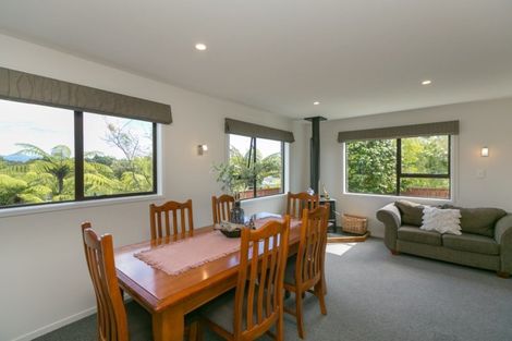 Photo of property in 9 Ruskin Place, Westown, New Plymouth, 4310