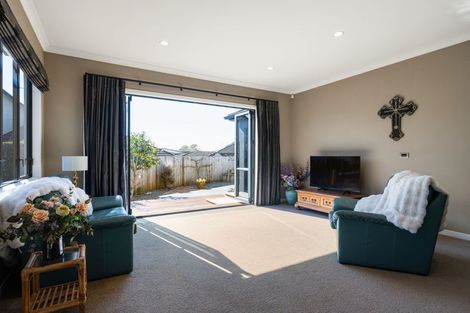 Photo of property in 20 Gibbston Close, Huntington, Hamilton, 3210