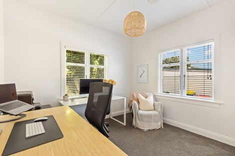 Photo of property in 131 Lemon Street, New Plymouth, 4312