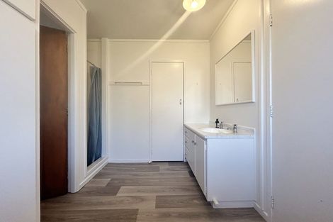 Photo of property in 22 Grande Vue Road, Hillpark, Auckland, 2102