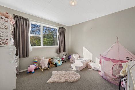 Photo of property in 16 Te Takinga Street, Turangi, 3334