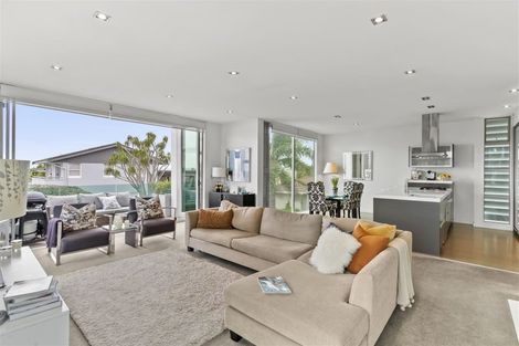 Photo of property in 151a Clovelly Road, Bucklands Beach, Auckland, 2012