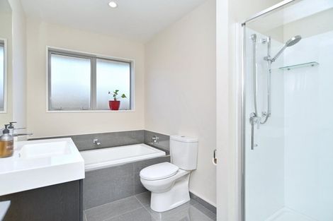 Photo of property in 49 Sequoia Way, Rangiora, 7400