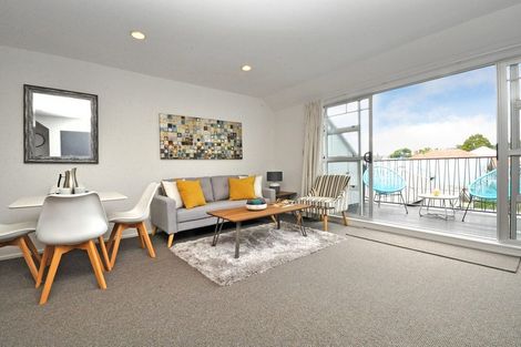 Photo of property in 7/2 Atarangi Road, Greenlane, Auckland, 1051