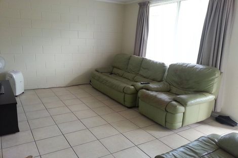 Photo of property in 77 Seabrook Avenue, New Lynn, Auckland, 0600
