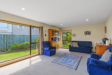 Photo of property in 12 Riverton Terrace, Halswell, Christchurch, 8025