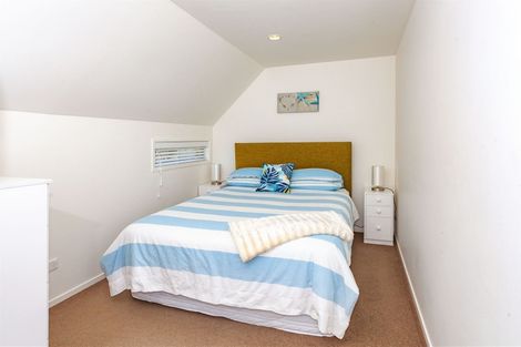 Photo of property in 306 Ocean Road, Whangamata, 3620