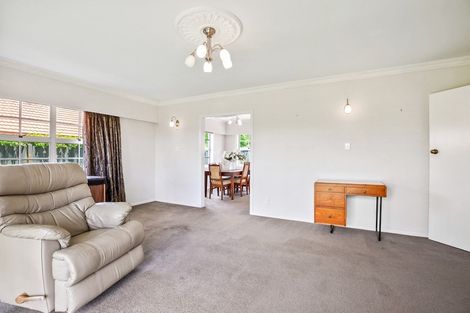 Photo of property in 27 Howden Road, Fairfield, Hamilton, 3214
