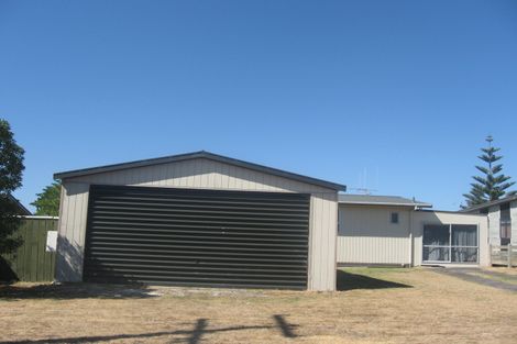 Photo of property in 525 Pukehina Parade, Pukehina, Te Puke, 3189