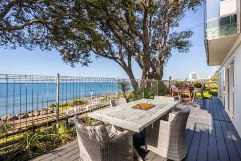 Photo of property in 14/120 Saint Aubyn Street, New Plymouth, 4310