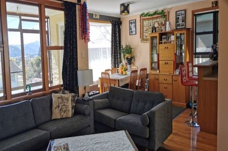 Photo of property in 36 South Terrace, Picton, 7220