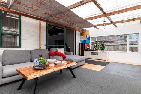 Photo of property in 9 Fleming Street, Manurewa East, Auckland, 2102