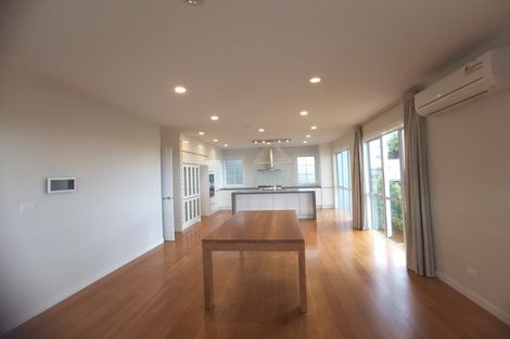 Photo of property in 1004a East Coast Road, Northcross, Auckland, 0630