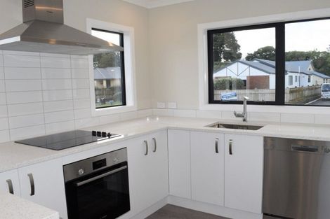 Photo of property in 2 Kingi Te Ahoaho Place, Otaki, 5512