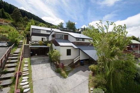Photo of property in 9a Dart Place, Fernhill, Queenstown, 9300