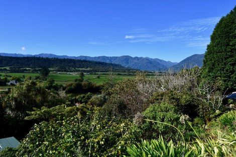 Photo of property in 6 Arapito Road, Karamea, 7893