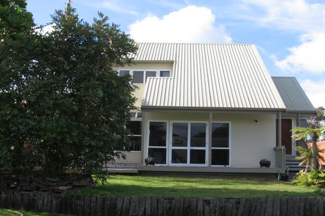 Photo of property in 24 Brodie Lane, Pauanui, Hikuai, 3579