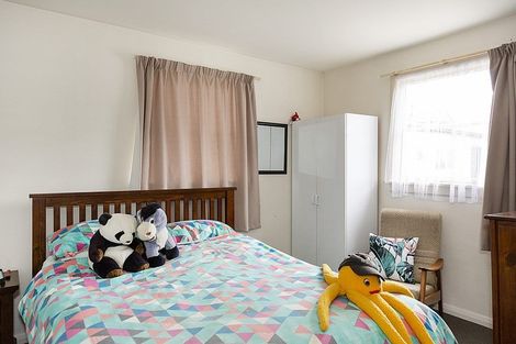 Photo of property in 2 Earn Street, Oamaru North, Oamaru, 9400