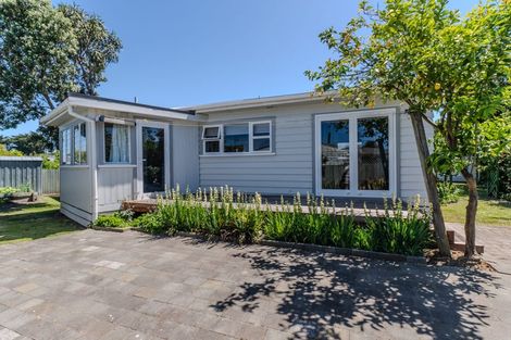 Photo of property in 2/64 Menin Road, Onekawa, Napier, 4110