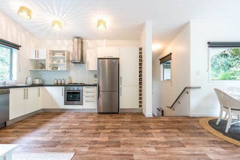 Photo of property in 17 Glen Brook Road, Omiha, Waiheke Island, 1081