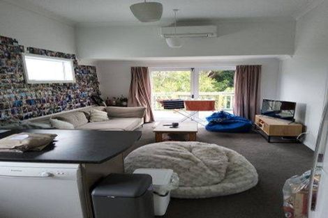 Photo of property in 121 Kelburn Parade, Kelburn, Wellington, 6012