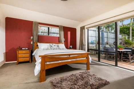 Photo of property in 93 Te Wharau Drive, Greenhithe, Auckland, 0632