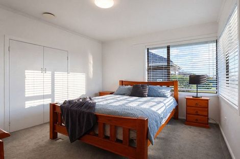 Photo of property in 56 Braid Road, St Andrews, Hamilton, 3200