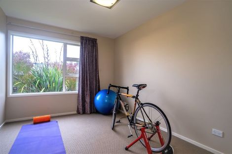 Photo of property in 11 Signal Hill Road, Mount Pleasant, Christchurch, 8081