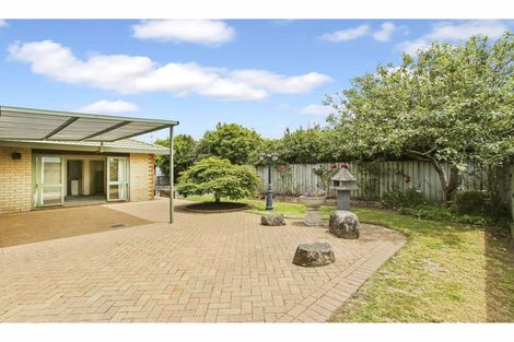 Photo of property in 9 Len Garlick Place, Pahurehure, Papakura, 2113