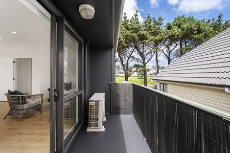 Photo of property in 396b Broadway, Miramar, Wellington, 6022