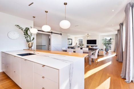 Photo of property in 165b Oceanbeach Road, Mount Maunganui, 3116