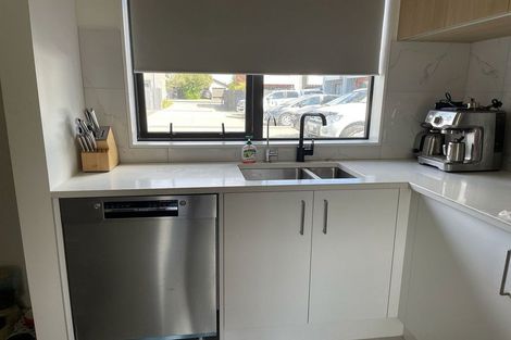 Photo of property in 16/5 Hikurangi Street, Te Atatu Peninsula, Auckland, 0610