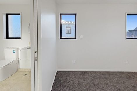 Photo of property in 2/13 Shearer Avenue, Papanui, Christchurch, 8052