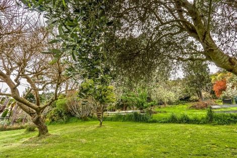 Photo of property in 55 Kakariki Grove, Waikanae, 5036