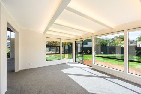 Photo of property in 8 Dalzien Place, Feilding, 4702