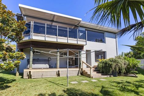 Photo of property in 18 Indus Place, Half Moon Bay, Auckland, 2012