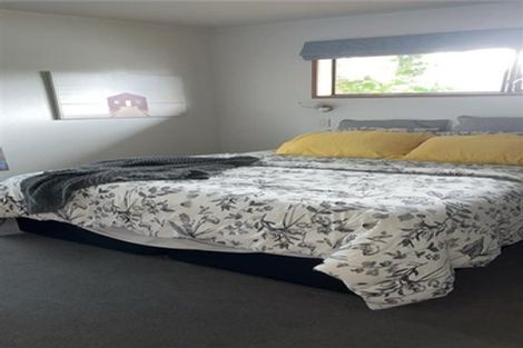 Photo of property in 7 Marina Heights, Half Moon Bay, Auckland, 2012