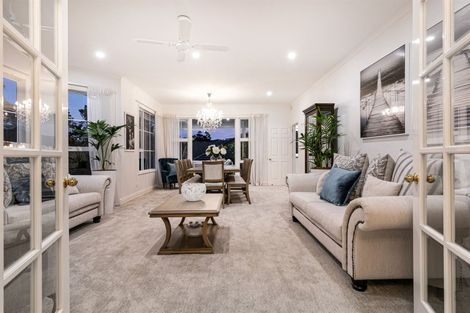 Photo of property in 27 Almond Grove, Greenhithe, Auckland, 0632