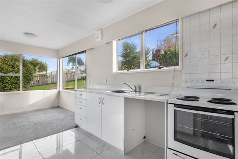 Photo of property in 7 Doone Place, Massey, Auckland, 0614