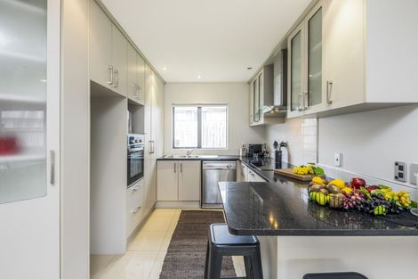 Photo of property in 9a Nogat Avenue, Papatoetoe, Auckland, 2024