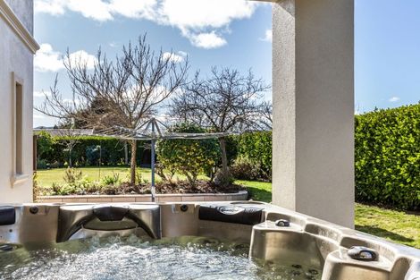 Photo of property in 12 Pukeko Way, Kinloch, Taupo, 3377
